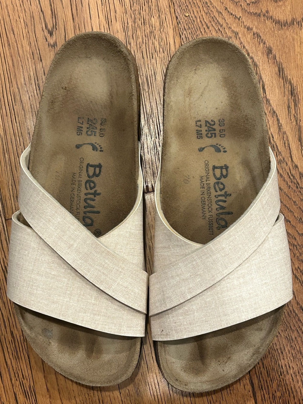 Linen Betula BIRKENSTOCK SANDALS. Size 7